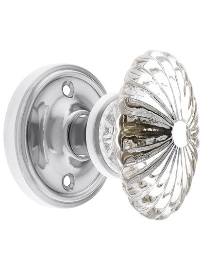 Classic Rose with Oval Fluted Knob in Polished Chrome with .